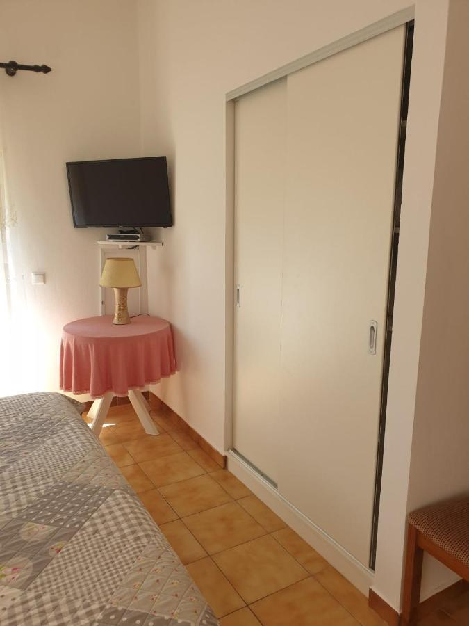 Villa Kadinela, 200M From Kamenjak, Huge Quiet Garden With Barbecue, 2 New Kitchens Premantura Exterior foto