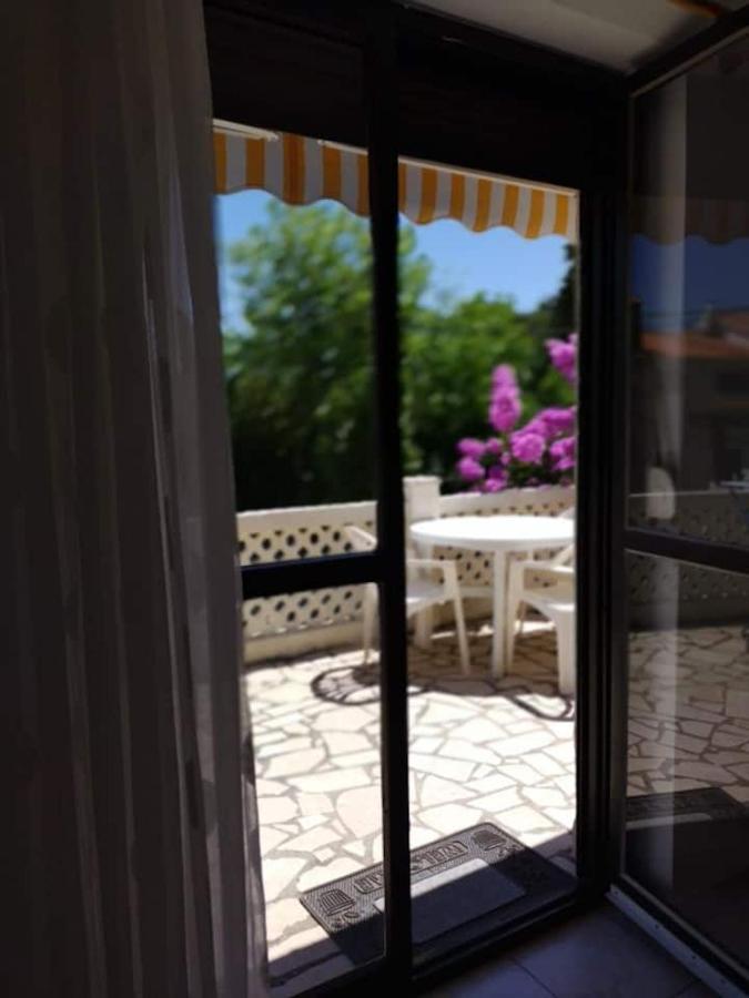 Villa Kadinela, 200M From Kamenjak, Huge Quiet Garden With Barbecue, 2 New Kitchens Premantura Exterior foto